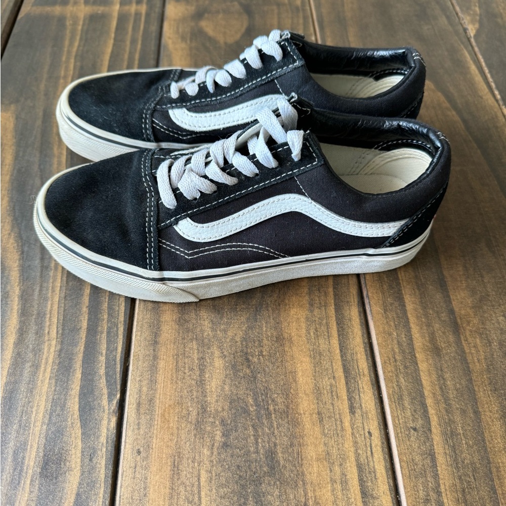 Vans boys classic sneakers